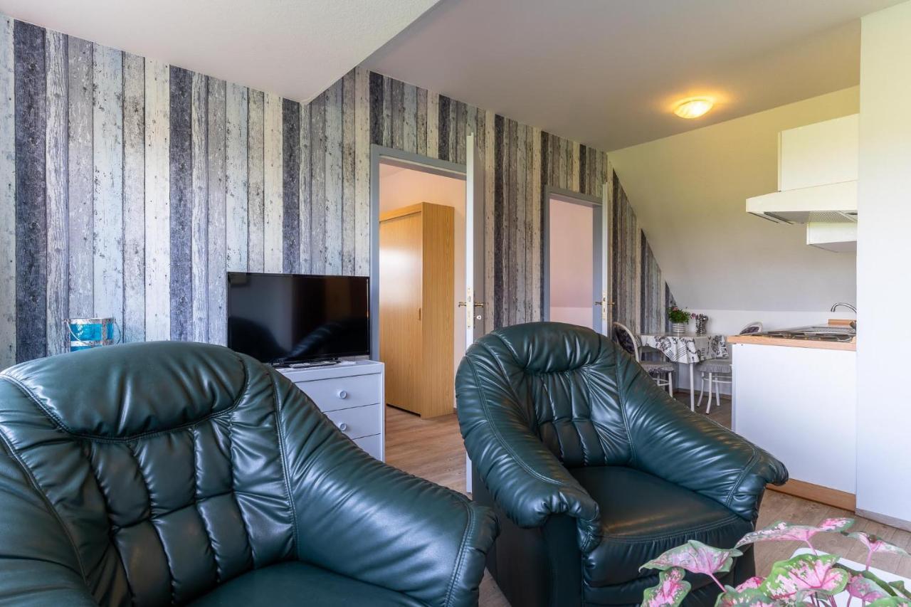 Bi-Uns-To-Hus Apartment Toenning Ngoại thất bức ảnh